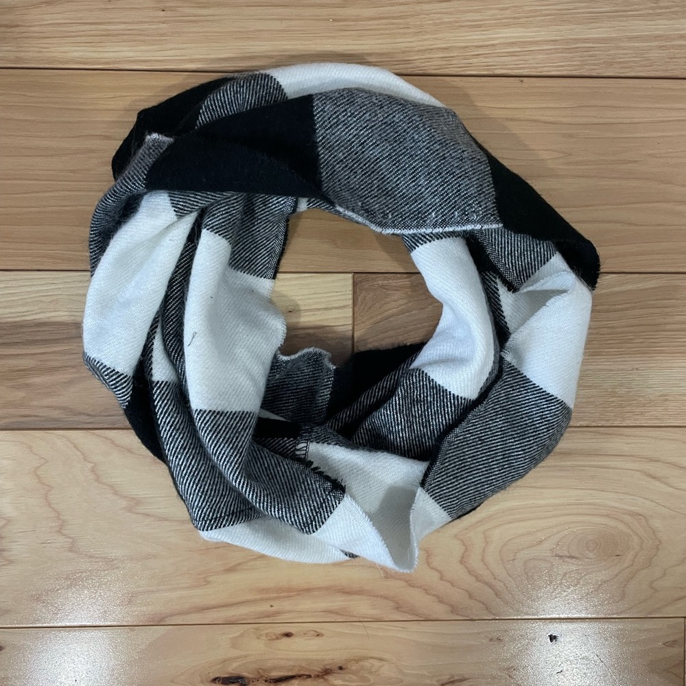 Black and White Plaid Infinity Scarf